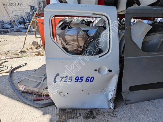 Citroen Berlingo Sağ sürgülü kapı Orjinal