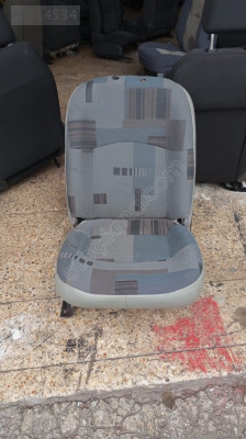 Kangoo sağ ön koltuk yolcu koltuğu