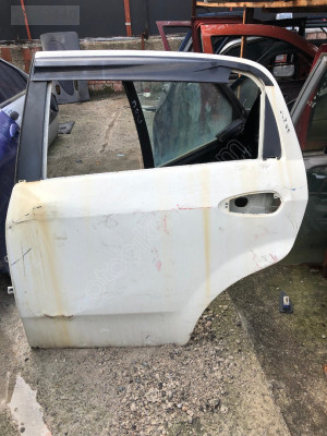 Fiat Punto EVO 2009-2012 Çıkma Sol Arka Kapı
