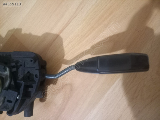 Mazda E2200  Silgeç  Kolu