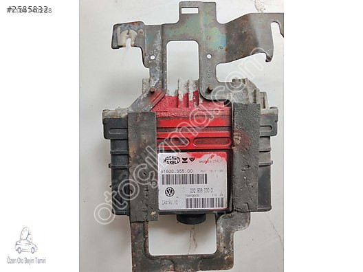 Volkswagen Polo Motor Beyni 032906030D - IAW1AV.V0