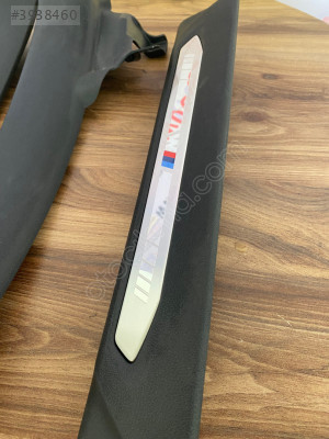 BMW F70 120 ÇIKMA ORJİNAL KAPI EŞİK KAPLAMASI M SPORT