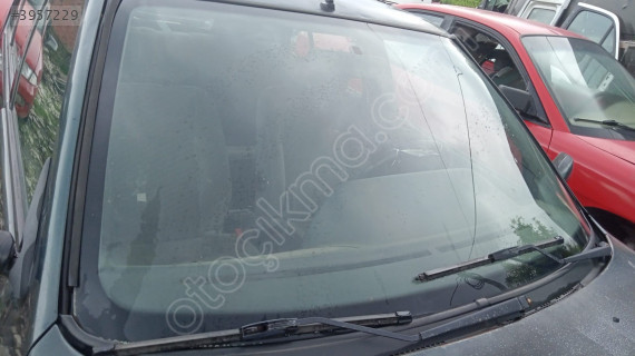 Pejo 306 ön cam yedek parça