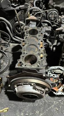 Orjinal Çıkma Kia sephia yarım motor