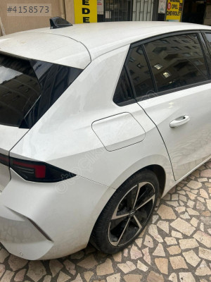 opel astra l sağ arka çamurluk kesme beyaz 2023-2025