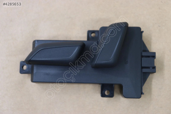 8W0959747 KOLTUK AYAR KONTROL DÜĞMESİ AUDİ A4 A5 TT VW AMAROK