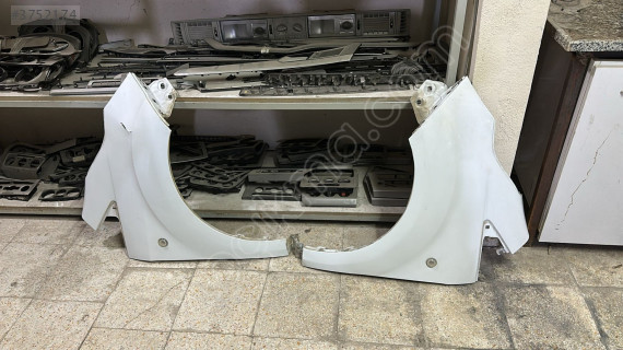 2015-2021 FORD COURİER ÇAMURLUK ORJ ÇIKMA