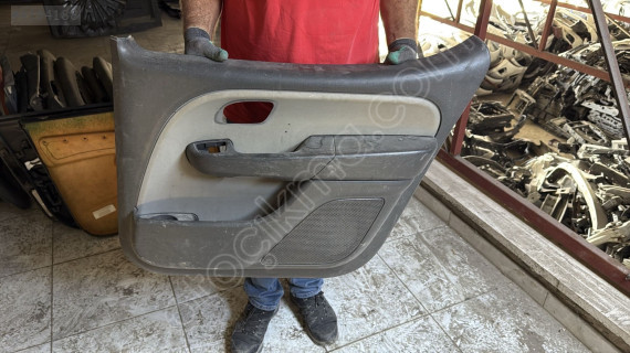 FİAT DOBLO ÇIKMA ORJİNAL SAĞ ÖN KAPI DÖŞEMESİ BDÇ