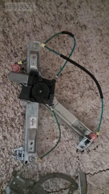 OPEL CORSA E SAĞ ARKA CAM KRİKO VE MOTOR.OTO ERKAN ÜNYE