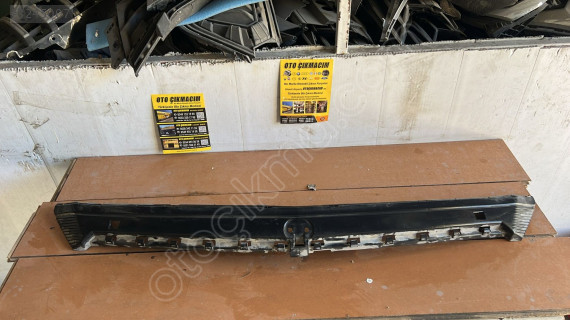 MERCEDES W176 ÖN TAMPON DESTEK BRAKETİ A1768850365