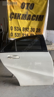 Mercedes A-Serisi W176 Modeli İçin Sağ Arka Kapı Parçası