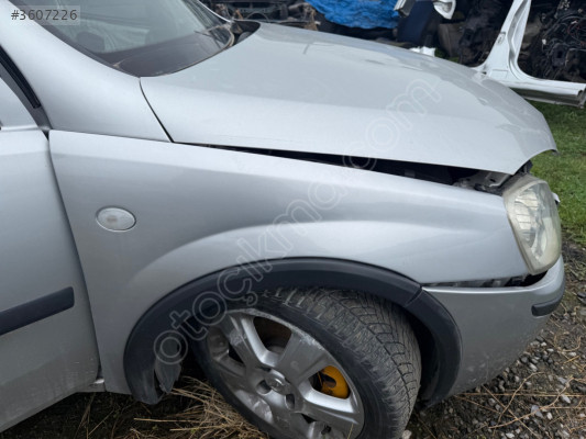 OPEL COMBO SAĞ ÖN ÇAMURLUK