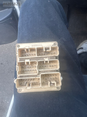 Toyota Carina otomatik şanzıman beyni Toyota Carina ECU beğeni