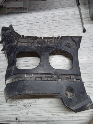 FORD COURİER ARKA TAMPON BRAKETİ SAĞ.ET76-17A881