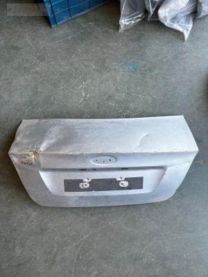 ÇIKMA FORD FOCUS BAGAJ KAPAĞI  HAKAN OTO