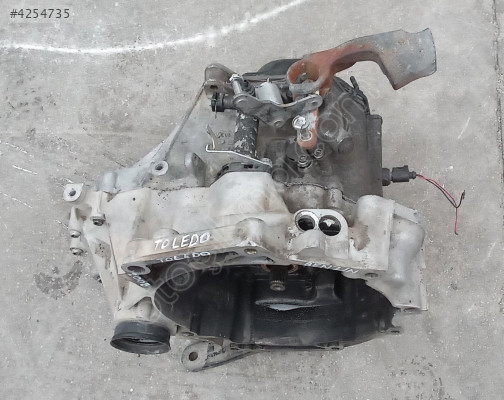 seat toledo 2006 1.6 şanzıman (son fiyat)