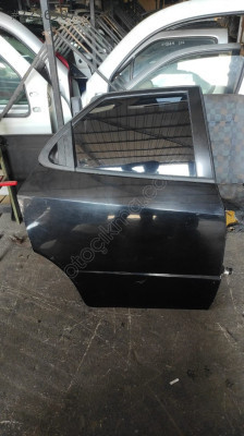 HONDA CIVIC HB SAĞ ARKA KAPI CIKMA CEP: 0541 570 02 94