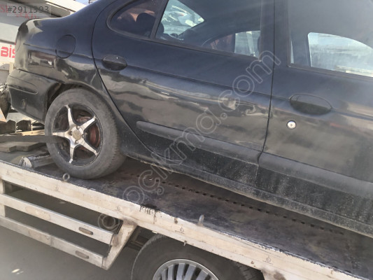 Megane 1 sağ arka kapı