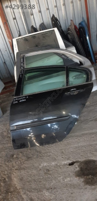 RENAULT LAGUNA 3 SOL ARKA KAPI ÇIKMA ORJİNAL DOLU