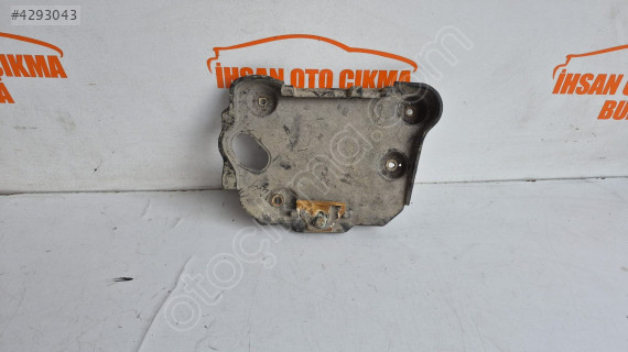 98 kasa polo akü alt plastiği