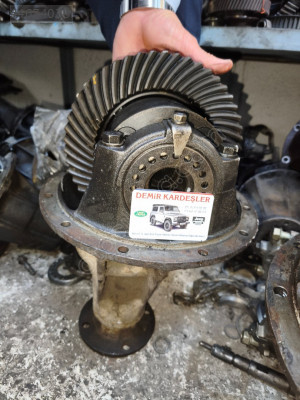 Mitsubishi L200 Hybrid Kilitli Arka Defransiyel