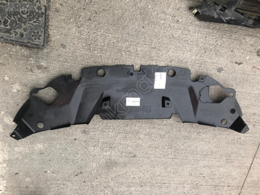 BMW 7 SERİSİ G70 MOTOR ÜST TRİM BRAKET 51749464368