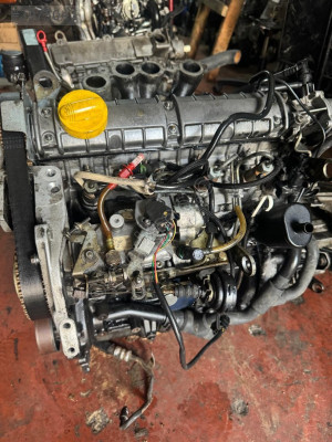 Renault Kangoo 1.9 Modeli İçin Çıkma Komple Motor