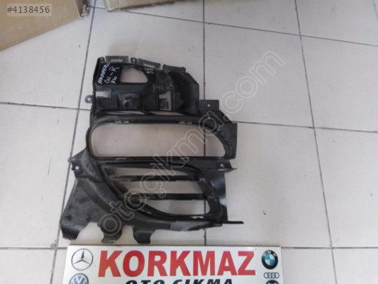 PORSCHE PANAMERA 970 SAĞ ÖN FAR BRAKETI 2009-2013