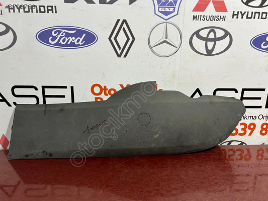 Ford Focus Orta KONSOL SAĞ Yan KAPLAMASI 4M51 A046B26