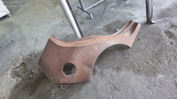 Wolksvagen golf 5 model 2006 sqg arka camurluk