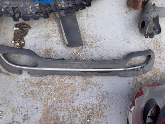 Mercedes 212 arka tampon difizörü çıkma yedek parça