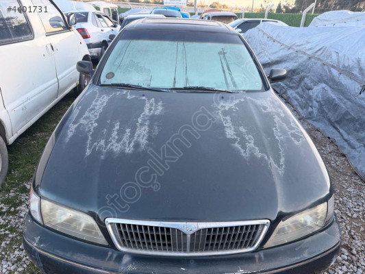 İnfiniti i30 ön kaput