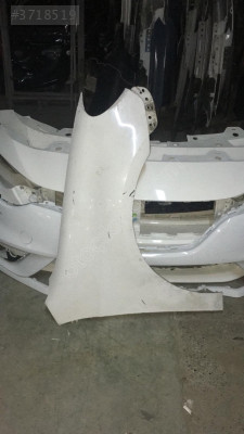 2011 golf sağ çamurluk