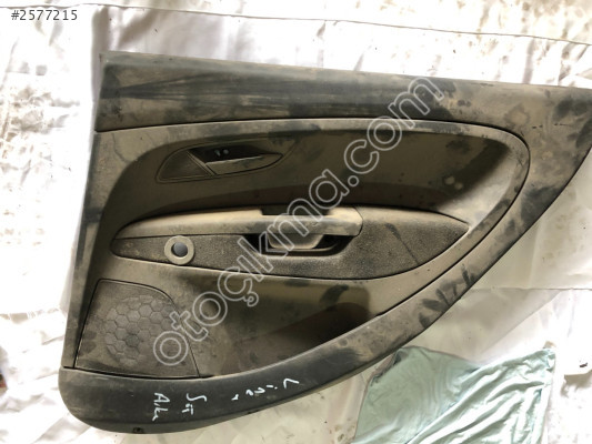 Fiat Linea Sağ Arka Kapı Döşemesi