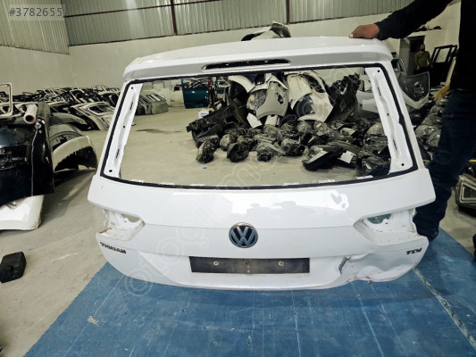 2015/2020 VW TİGUAN BEYAZ BAGAJ KAPAĞI ORJINAL