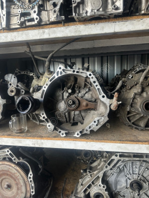 Toyota corolla 1.6 ORJİNAL şanzıman 5 ileri 1zr