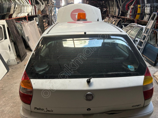 Fiat Palio bagaj kapağı