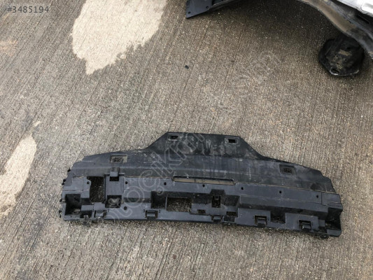 BMW 3 SERİSİ F30 ARKA TAMPON ALT BRAKET 51127256921
