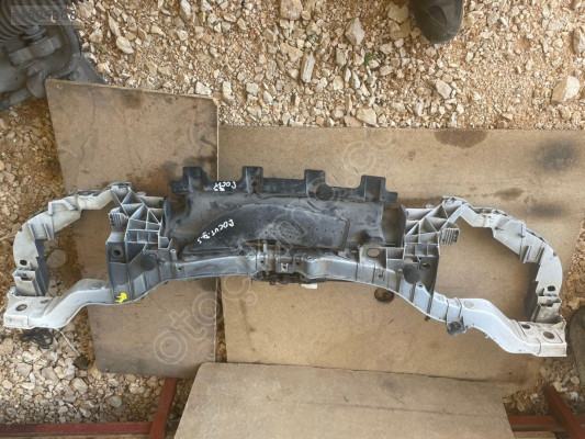 FORD FOCUS ÖN PANEL