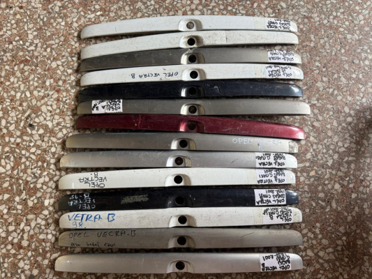 OPEL VECTRA B BAGAJ ÇITASI , VECTRA B BAGAJ PLAKALIK ÇITASI 97-01