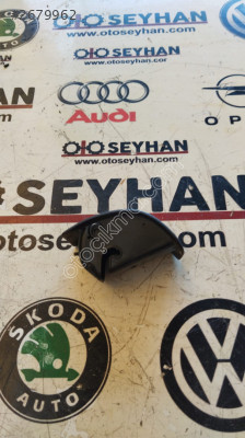 5E3887233 Skoda Octavia 2021 arka koltuk isofix kapağı