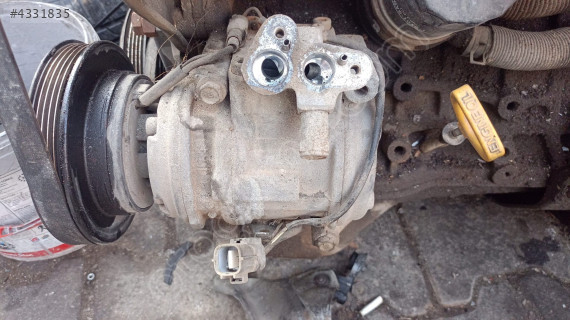 toyota carina klima kompresörü