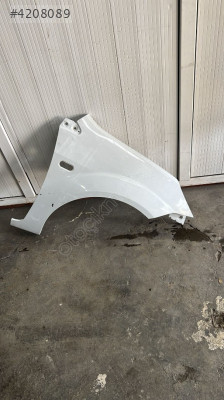 Fiesta Sağ Ön Çamurluk - Ford Oto Çıkma Parçaları