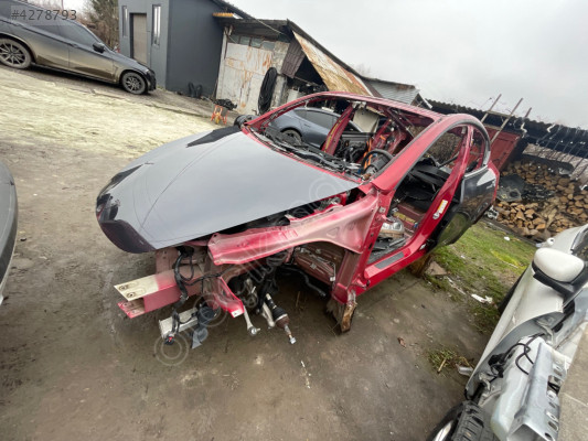 Whatsaptan siparişler Tesla sol podye