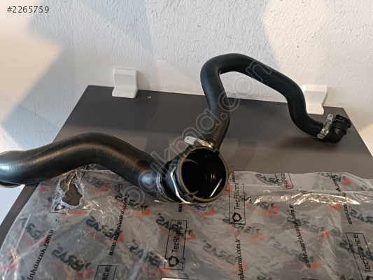 MERCEDES W204 RADYATÖR HORTUMU 2045019482 SY