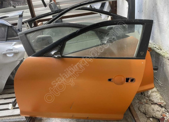 Mazda RX8 sol ön kapı