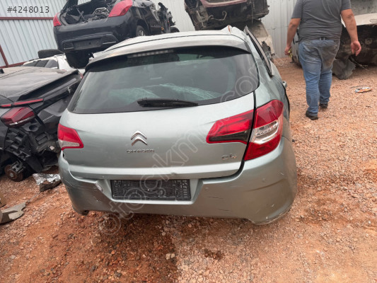 Citroën C4 sağ arka stop