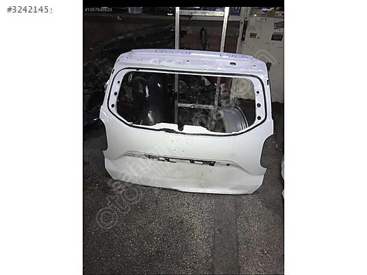 DACİA DUSTER ARKA BAĞAJ KAPAĞI ORJİNAL ÇIKMA TEMİZ
