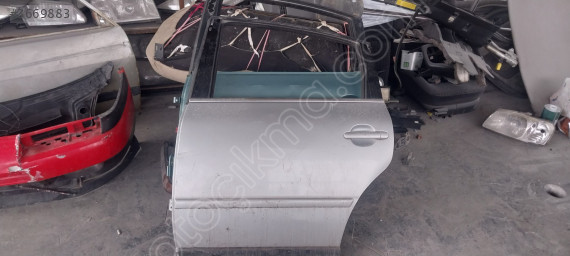 Volkswagen Passat B5 B5.5 Sol Arka Kapi