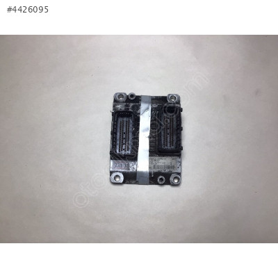 Alfa Romeo 147 1.6 Motor Beyni ME731HA003 0261206714 00735018130B